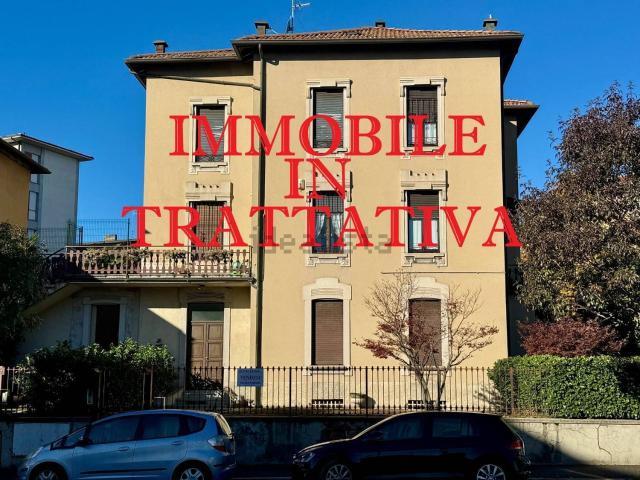 Appartamento in vendita di 198 m² in Via San Bernardino, 79