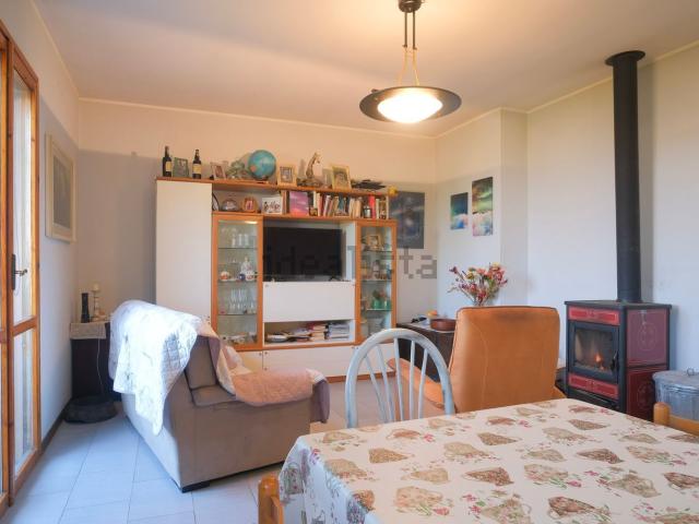 Appartamento in vendita di 198 m² in Via Santa Maria del Monte, 787