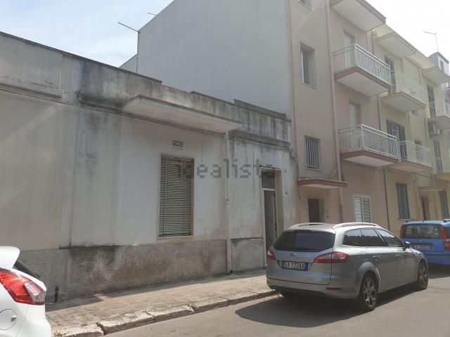 Appartamento in vendita di 198 m² in Via Tommaso d’Aquino