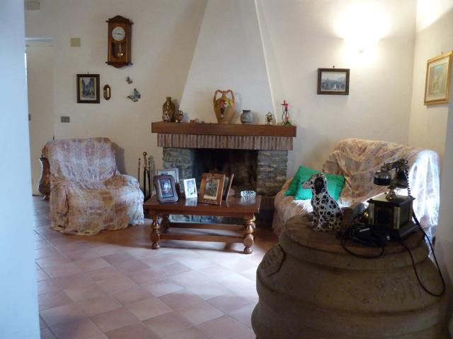 Appartamento in vendita di 198 m² in Via Trieste