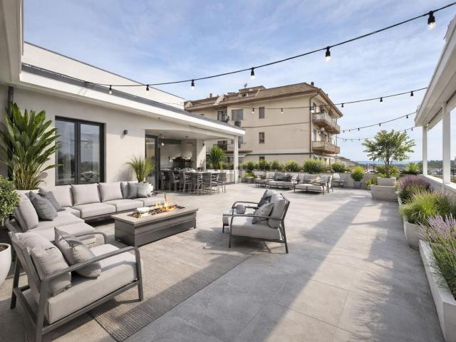 Appartamento in vendita di 198 m² in Viale Alcide De Gasperi