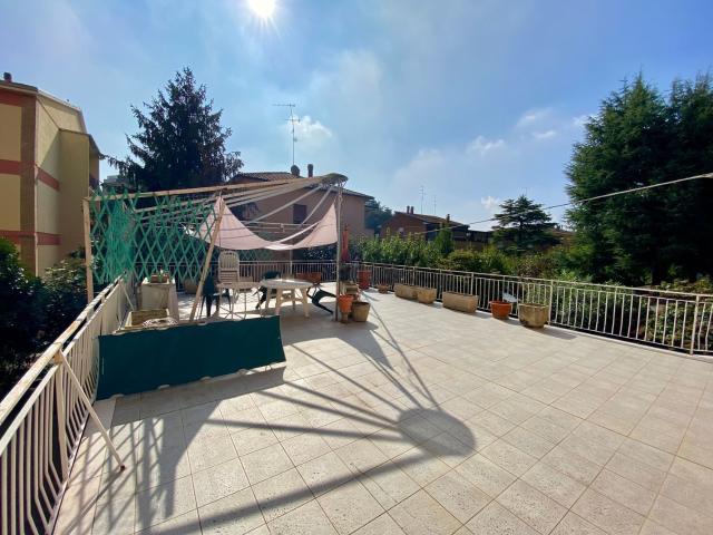 Appartamento in vendita di 198 m² in Viale Antonio Gramsci