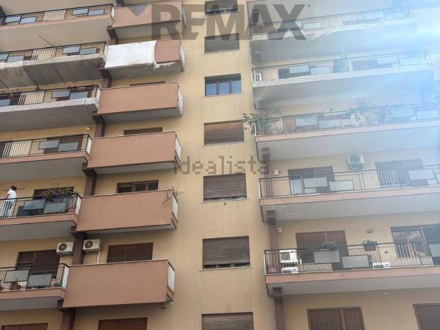 Appartamento in vendita di 198 m² in Viale delle Alpi, 36