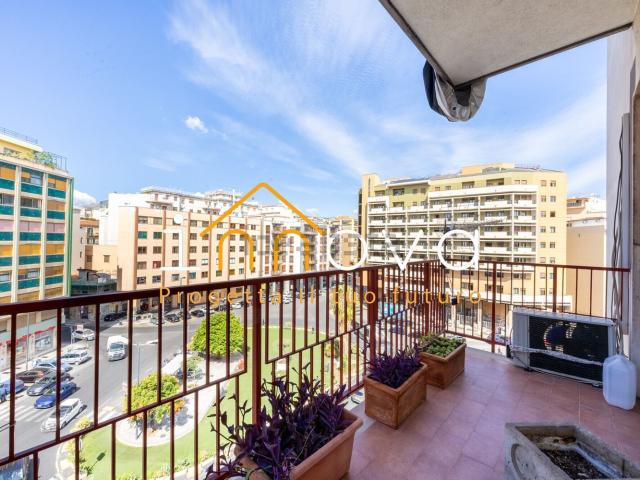 Appartamento in vendita di 198 m² in Piazza Don Luigi Sturzo, 14
