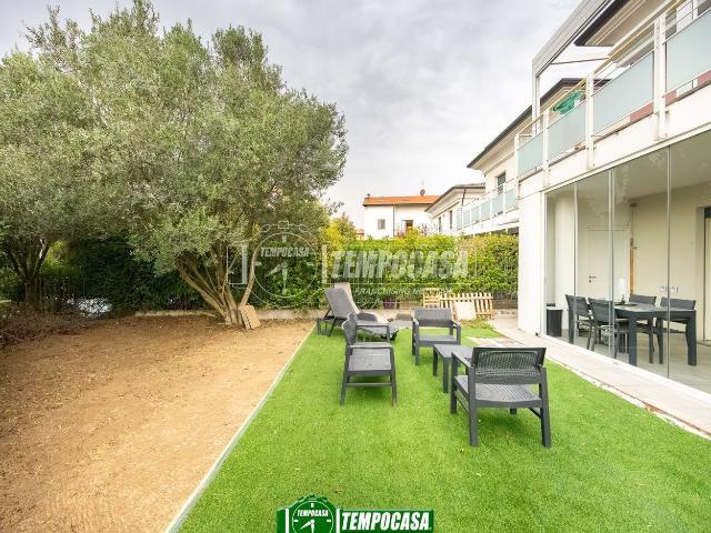 Appartamento in vendita di 199 m² in Via Alberto da Giussano, 9