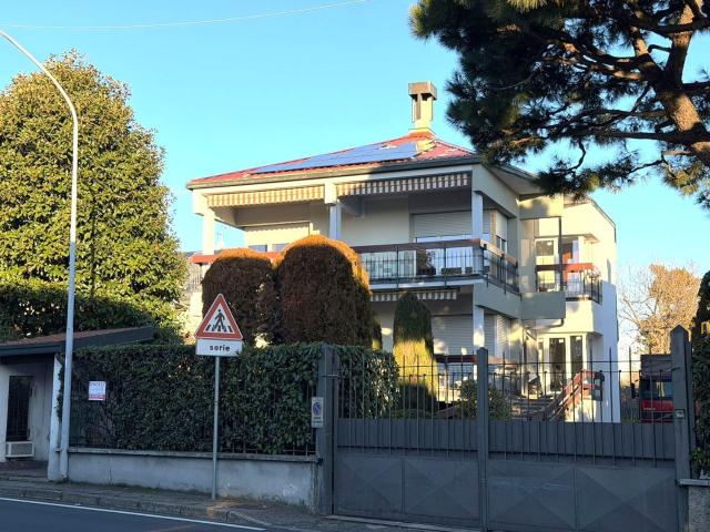 Appartamento in vendita di 199 m² in Via IV Novembre, 38