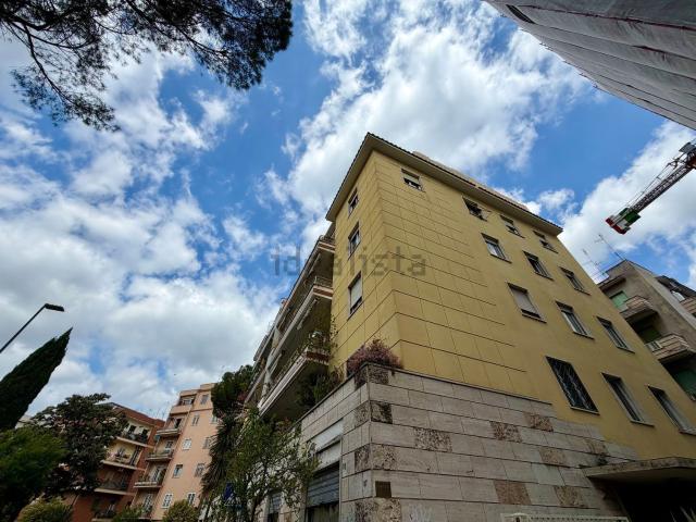 Appartamento in vendita di 199 m² in Via Nicolo Piccinni