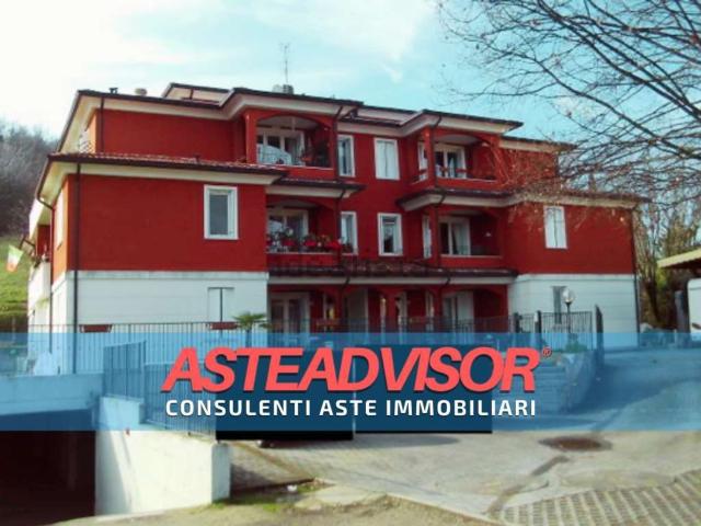 Appartamento in vendita di 199 m² in Via Statale Ovest, 193