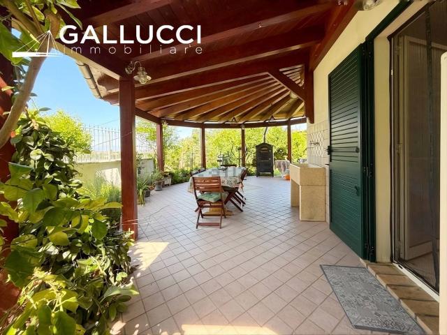 Appartamento in vendita di 199 m² in Via Torremontanara, 25