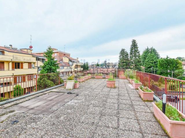 Appartamento in vendita di 200 m² in Via Giacomo Matteotti, 27