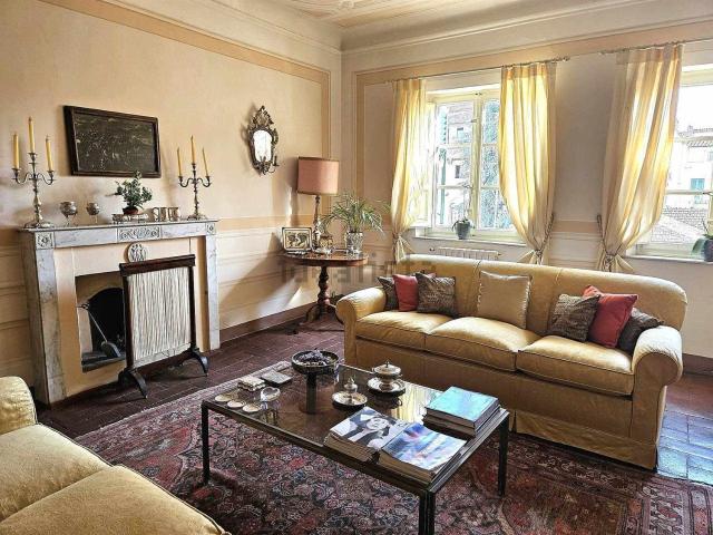 Appartamento in vendita di 200 m²