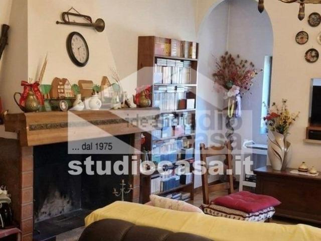 Appartamento in vendita di 200 m² in Via 25 Aprile