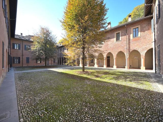 Appartamento in vendita di 200 m² in Via Convento