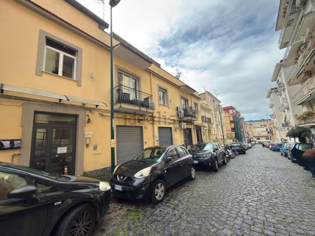 Appartamento in vendita di 200 m² in Via Costantino, 38