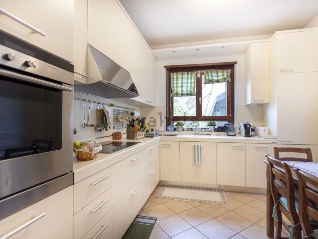 Appartamento in vendita di 200 m² in Via Cavernago