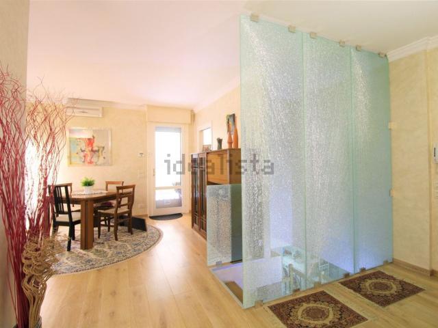 Appartamento in vendita di 200 m² in Via Caravaggio, 7