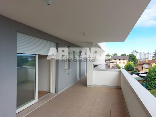 Appartamento in vendita di 200 m² in Via Caravaggio, 20