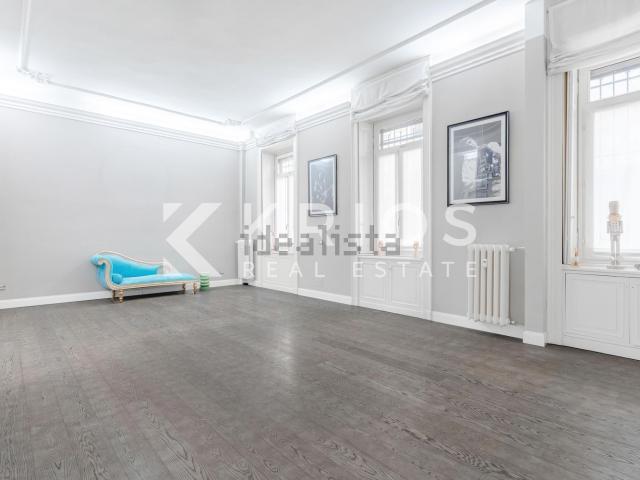 Appartamento in vendita di 200 m² in Via Carlo Goldoni, 32