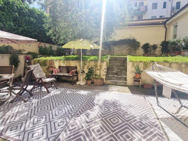 Appartamento in vendita di 200 m² in Via Castelfidardo