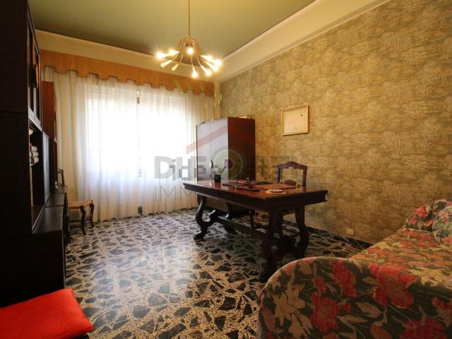 Appartamento in vendita di 200 m² in Via Castellini