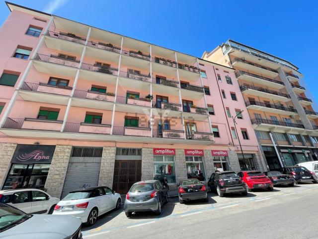 Appartamento in vendita di 200 m² in Via Cesare Gazzani, 9