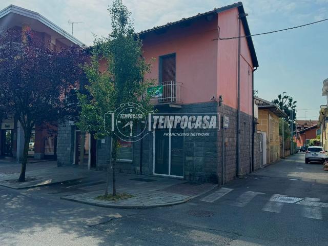 Appartamento in vendita di 200 m² in Via A. Vespucci, 1