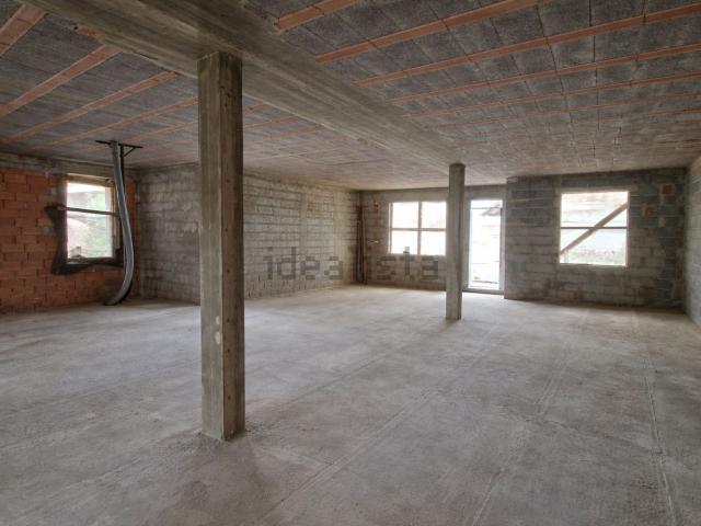 Appartamento in vendita di 200 m² in Via Antonio Mereu, 8