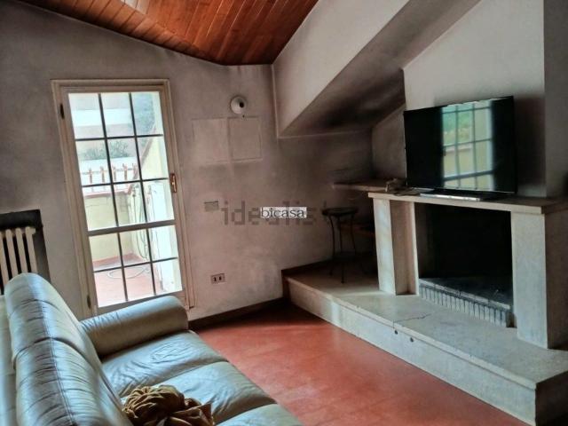 Appartamento in vendita di 200 m² in Via Antonio Rosmini