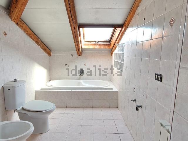 Appartamento in vendita di 200 m² in Via Alessandro della Corte