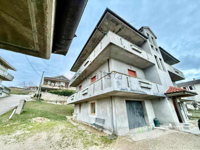 Appartamento in vendita di 200 m² in Via Arci, 45