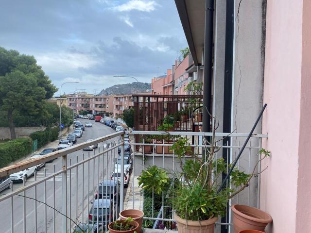 Appartamento in vendita di 200 m² in Via Atlante, 5