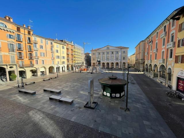 Appartamento in vendita di 200 m² in Via Aurelio Saffi