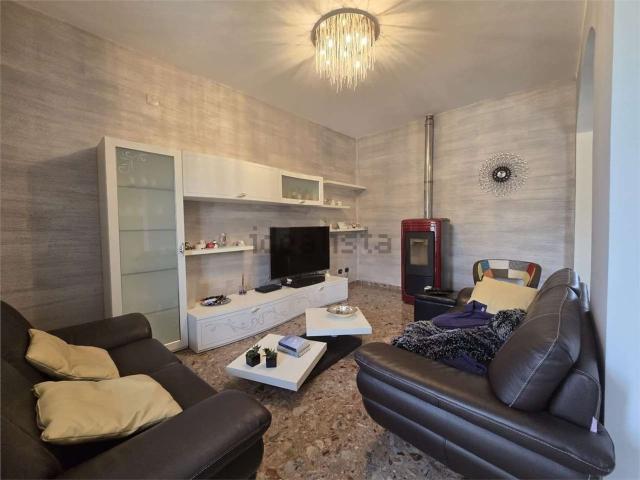 Appartamento in vendita di 200 m² in Via Bellino, 64
