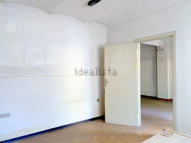 Appartamento in vendita di 200 m² in Via Beniamino Gigli, 79