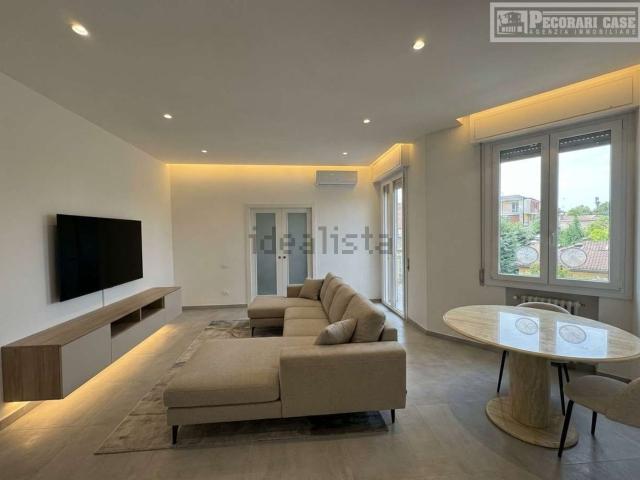Appartamento in vendita di 200 m² in Via Bernardino Ramazzini