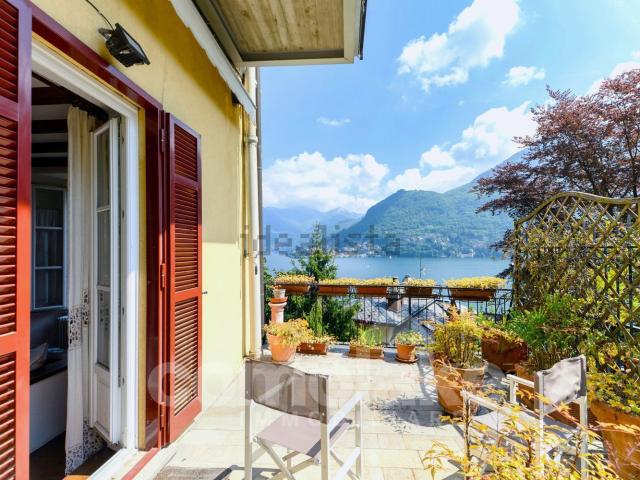 Appartamento in vendita di 200 m² in Via Besana