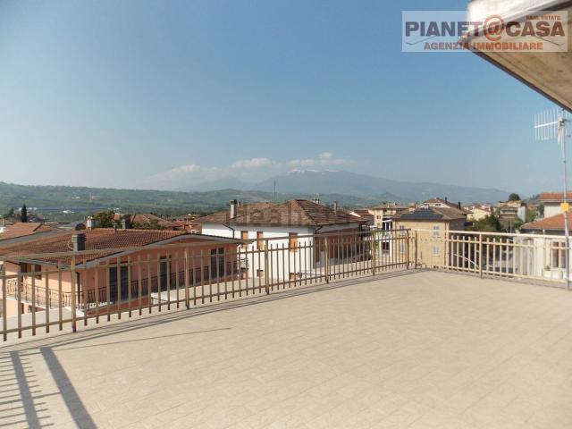 Appartamento in vendita di 200 m² in Via Burrone