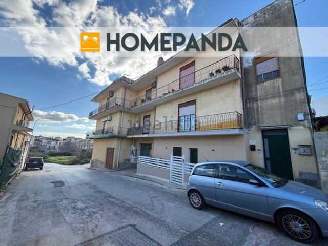 Appartamento in vendita di 200 m² in Via G. Alessi, 7