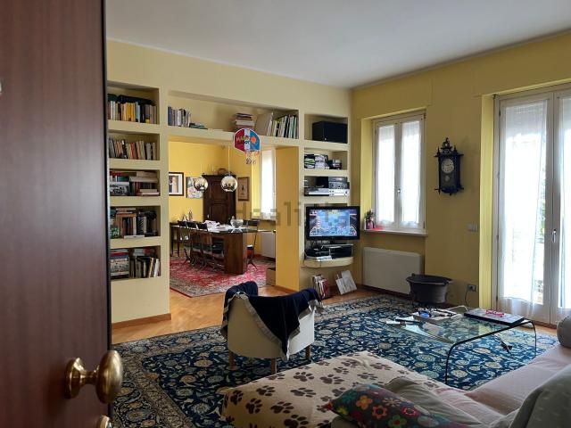 Appartamento in vendita di 200 m² in Via Gaetano Filangieri