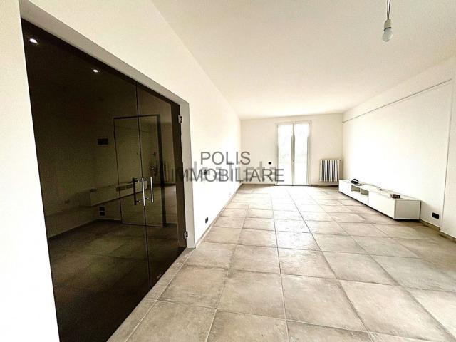 Appartamento in vendita di 200 m² in Via Galasso Alghiss