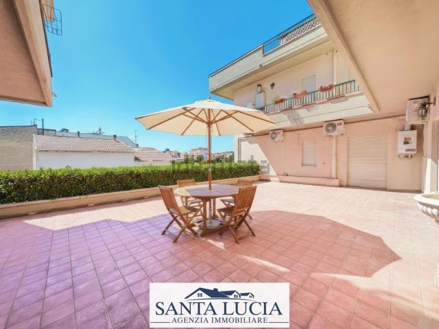 Appartamento in vendita di 200 m² in Via Giudice Antonino Saetta
