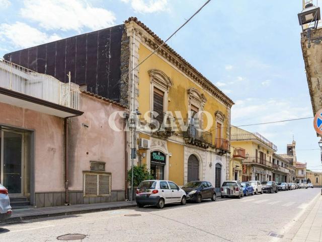 Appartamento in vendita di 200 m² in Via Giuseppe Garibaldi, 220