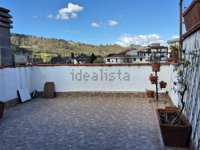 Appartamento in vendita di 200 m² in Via Giuseppe Garibaldi
