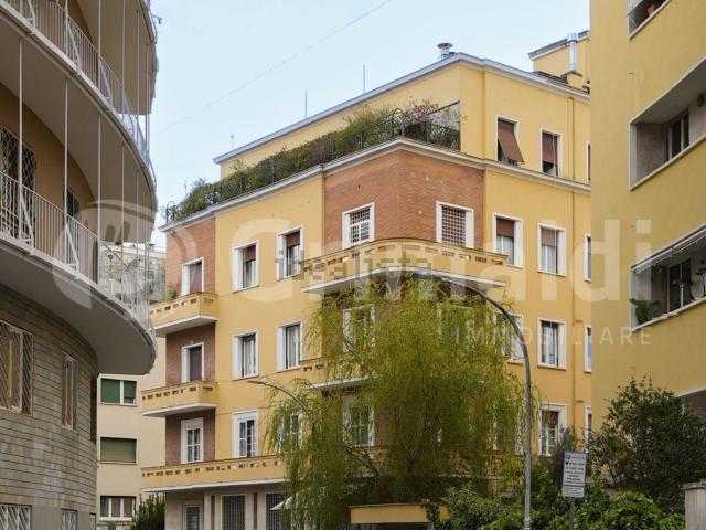 Appartamento in vendita di 200 m² in Via Giuseppe Mercalli, 21