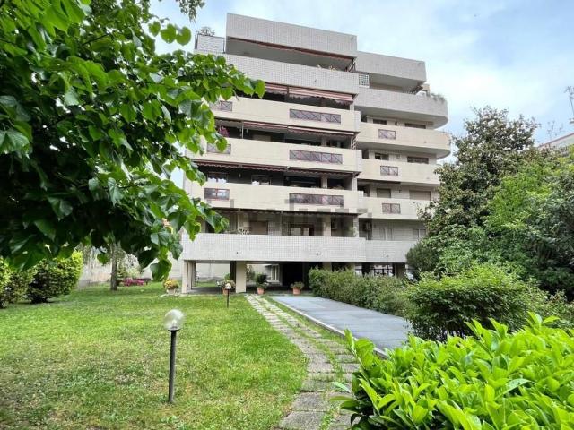 Appartamento in vendita di 200 m² in Via Giuseppe Padulli, 11