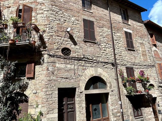 Appartamento in vendita di 200 m² in Via Giacomo Matteotti