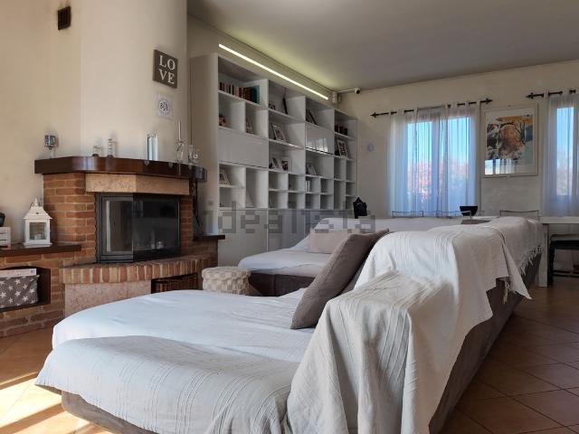 Appartamento in vendita di 200 m² in Via Giorgio Stephenson, 46