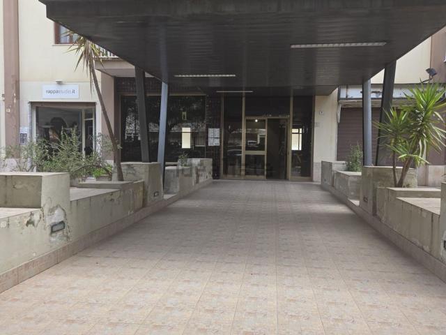 Appartamento in vendita di 200 m² in Via Guido Jung, 7