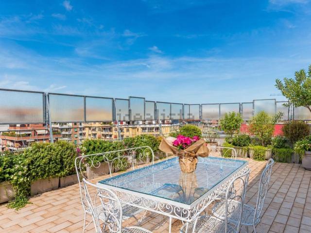 Appartamento in vendita di 200 m² in Via Don Filippo Rinaldi