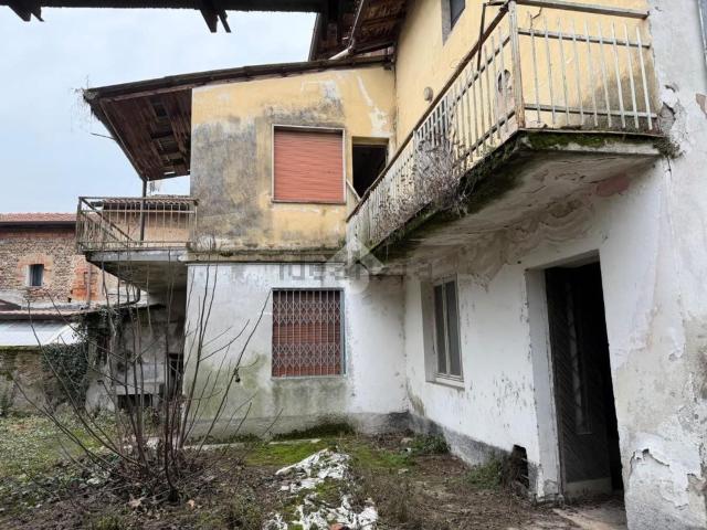 Appartamento in vendita di 200 m² in Via Dante Alighieri